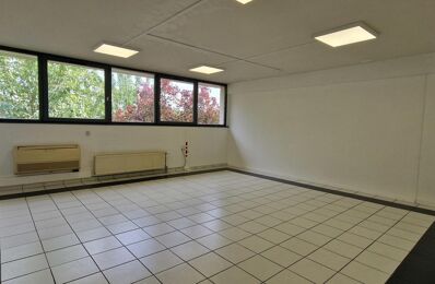 location bureau 360 € CC /mois à proximité de Tourcoing (59200)