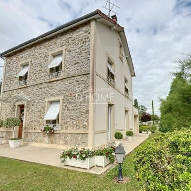 Maison 5 pièces 150 m²