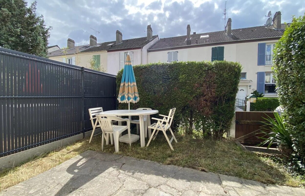 maison 5 pièces 106 m2 à vendre à Villepreux (78450)