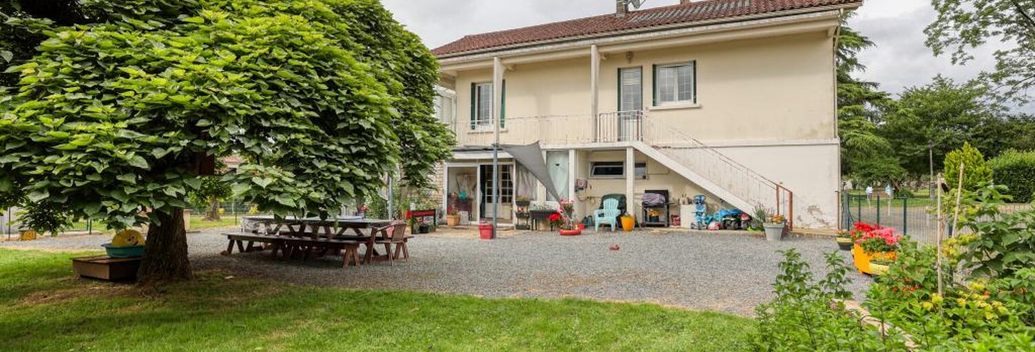 Maison 6 Pièces 210 m² à vendre à Saint-Claud (16450)