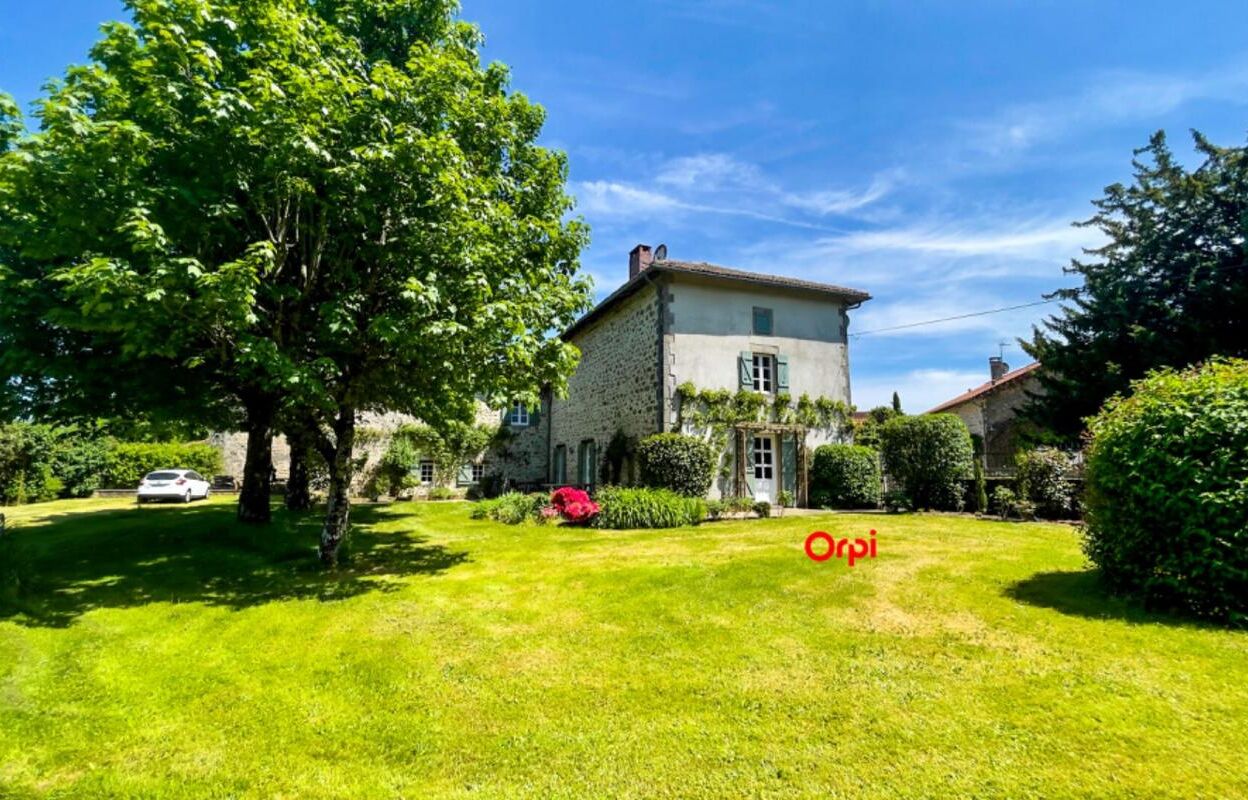 maison 5 pièces 198 m2 à vendre à Cognac-la-Forêt (87310)