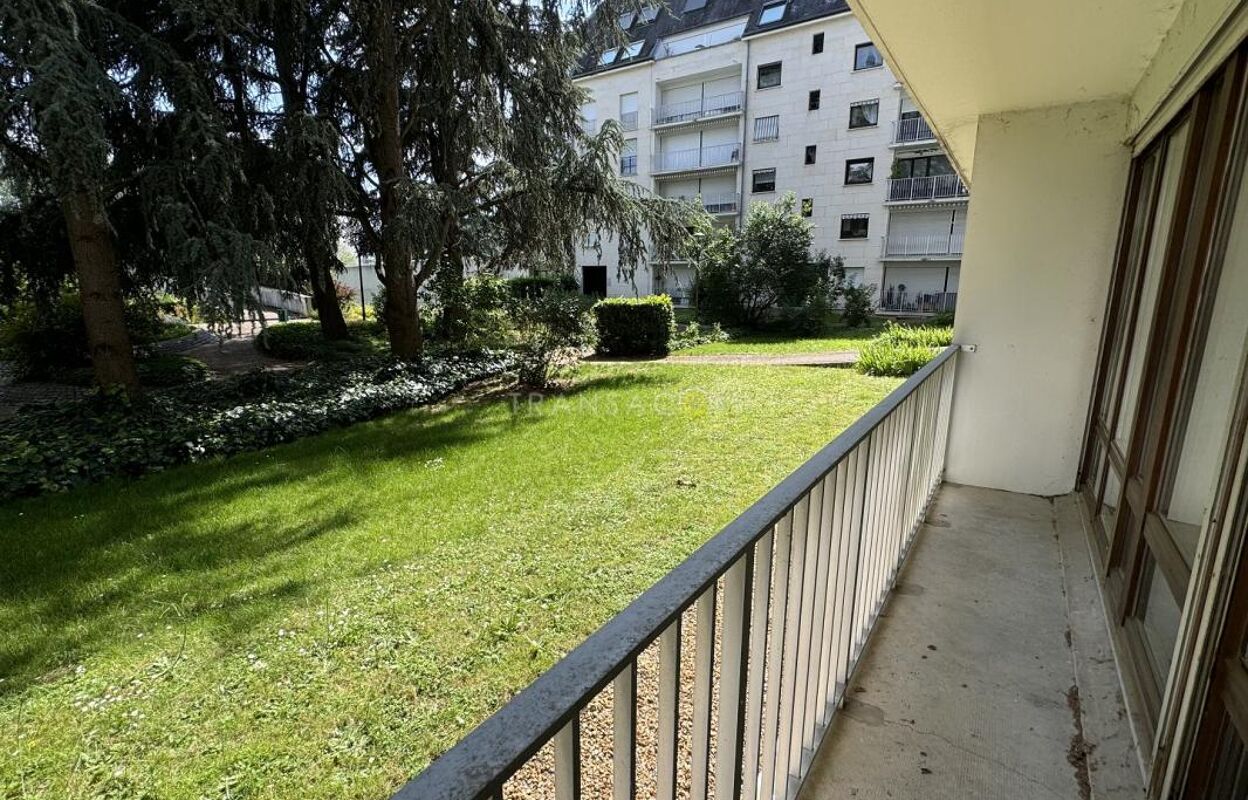 bureau 3 pièces 63 m2 à vendre à Tours (37200)