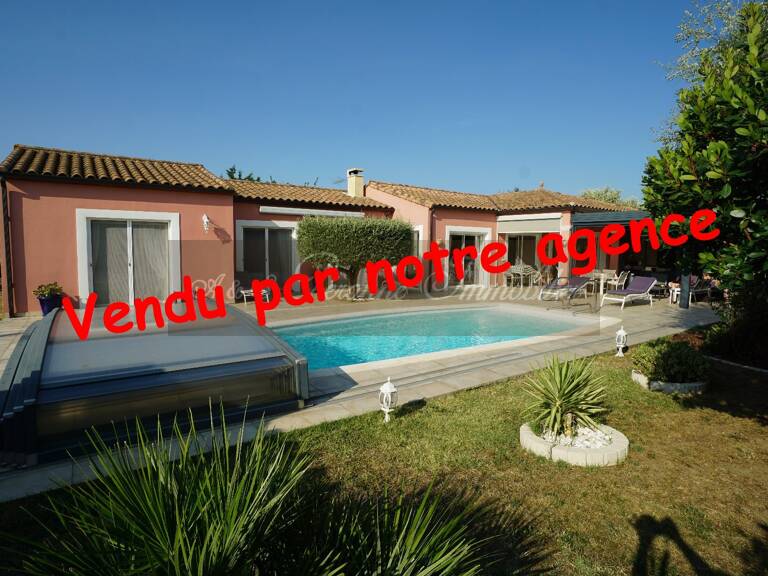 Villa — photo 1