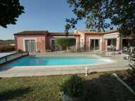 Villa — photo 2