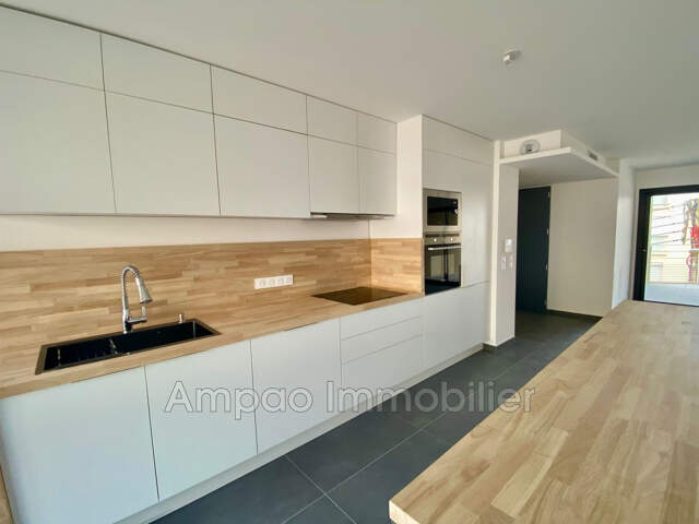 NOUVEAU À LA VENTE - RÉSIDENCE DE PRESTIGE — photo du bien