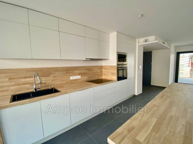 NOUVEAU À LA VENTE - RÉSIDENCE DE PRESTIGE — photo 1