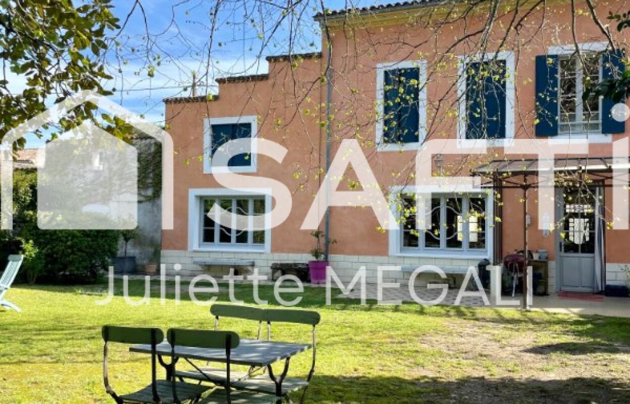 maison 9 pièces 321 m2 à vendre à Castillon-la-Bataille (33350)