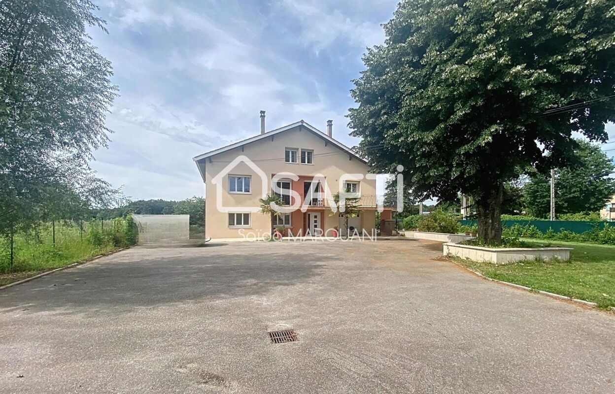 immeuble  pièces 260 m2 à vendre à Bourg-en-Bresse (01000)