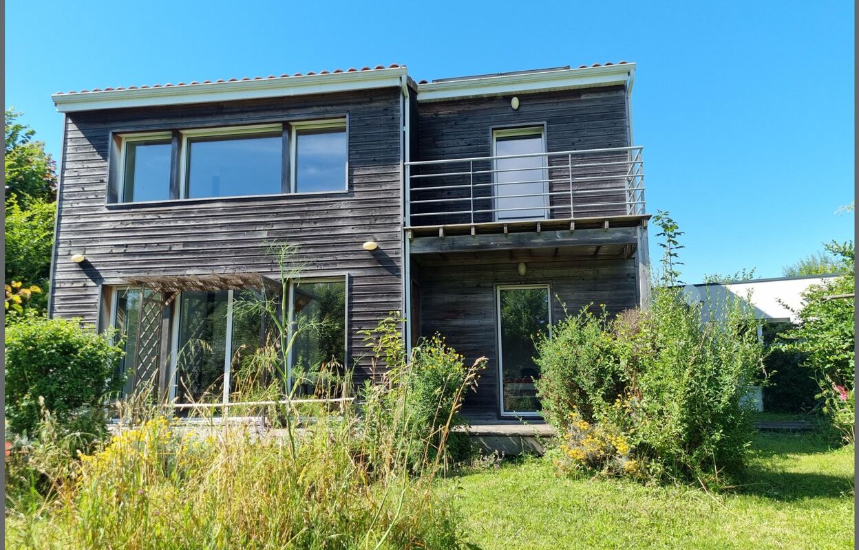 maison 4 pièces 108 m2 à vendre à Meschers-sur-Gironde (17132)