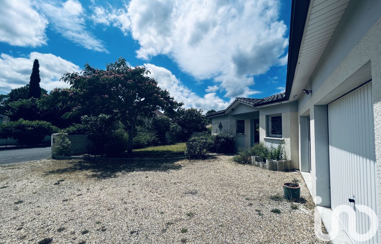 maison 5 pièces 127 m2 à vendre à Le Taillan-Médoc (33320)