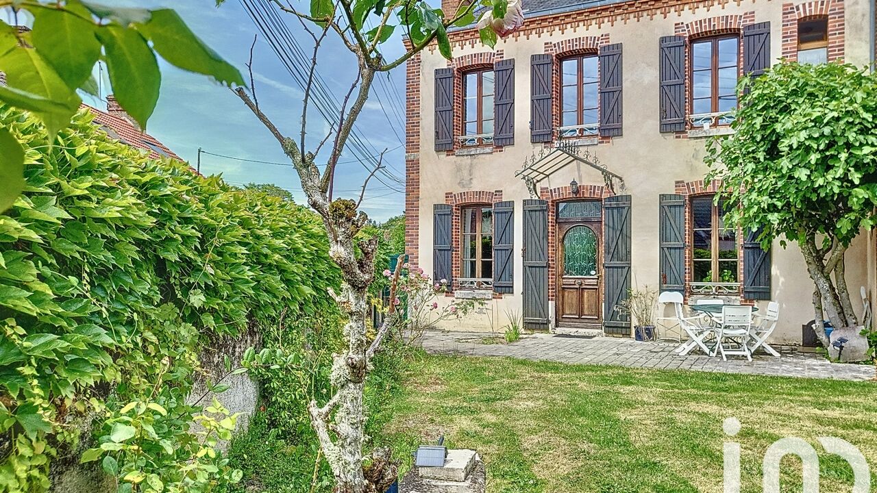 maison 8 pièces 287 m2 à vendre à Varennes-Changy (45290)