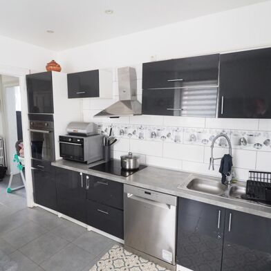 Maison 6 pièces 220000 €