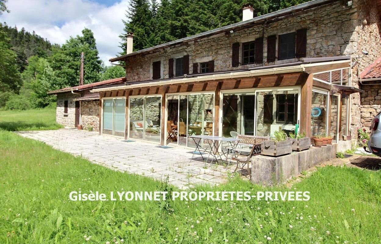 maison 7 pièces 223 m2 à vendre à Saint-Julien-Molhesabate (43220)