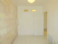 A VENDRE APPARTEMENT DE TYPE 2 LOUE - SECTEUR BORDEAUX VICTOIRE / CAPUCINS — photo 4