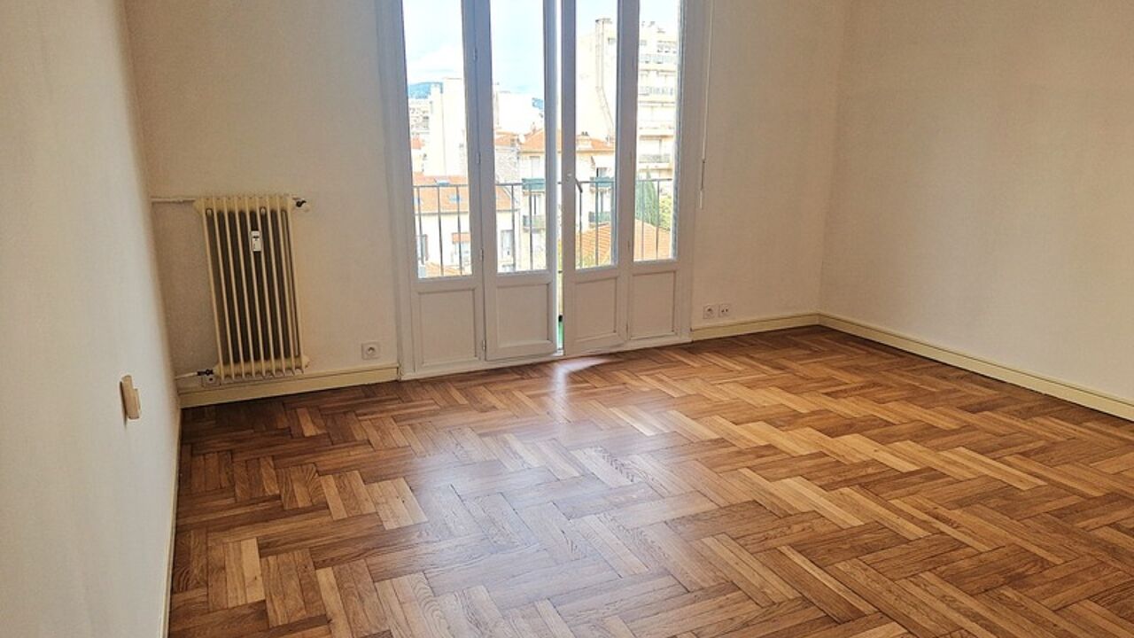 appartement 2 pièces 55 m2 à louer à Nice (06200)