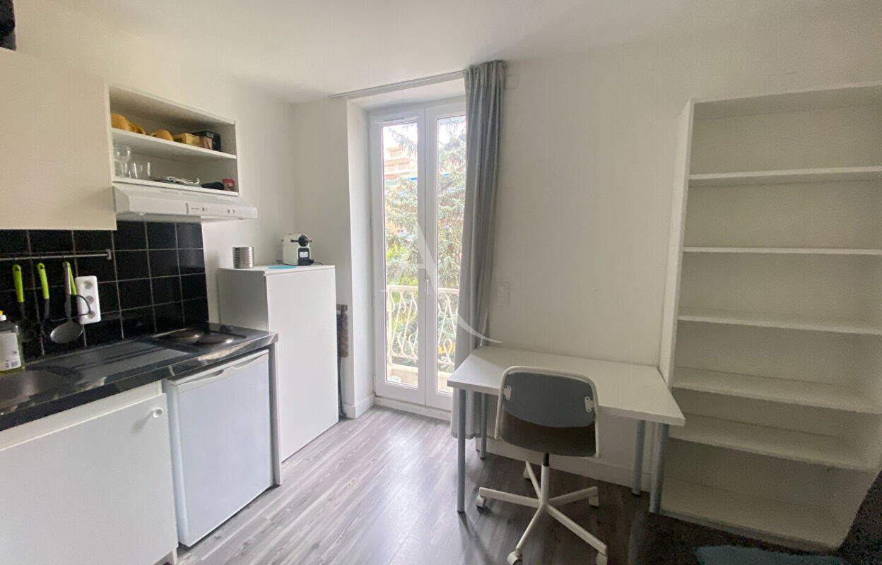 appartement 1 pièces 14 m2 à louer à Nice (06100)