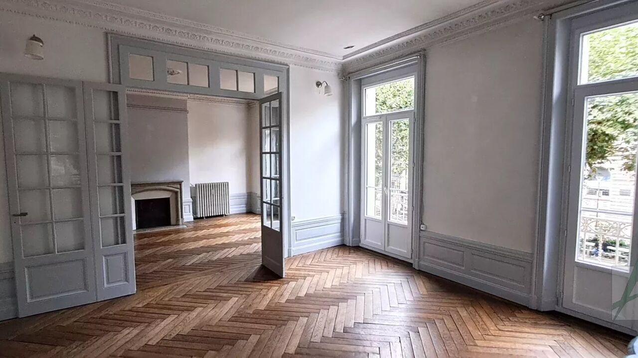 appartement 5 pièces 127 m2 à louer à Chambéry (73000)