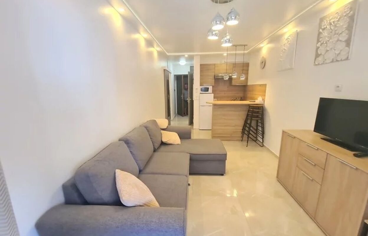 appartement 2 pièces 27 m2 à vendre à Cannes (06400)