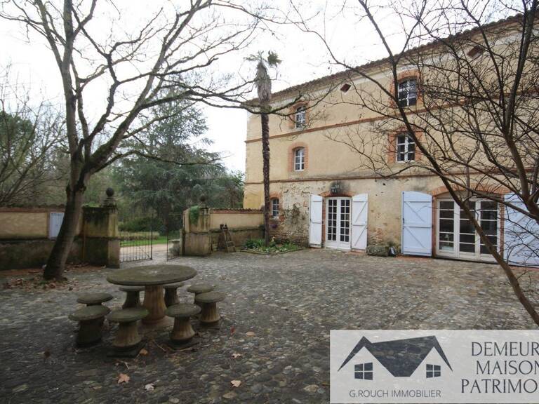 Château — photo 1
