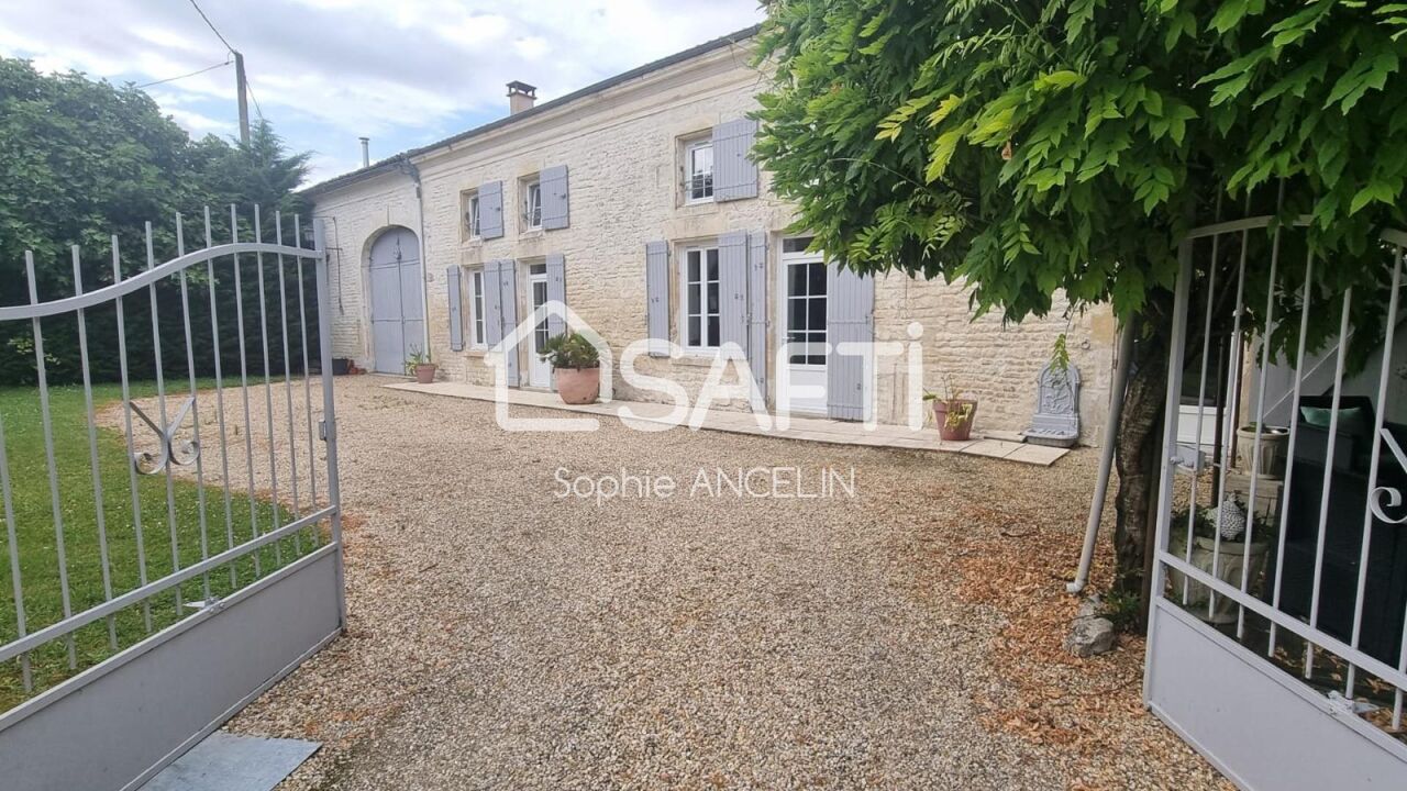 maison 8 pièces 170 m2 à vendre à Fontaine-Chalendray (17510)