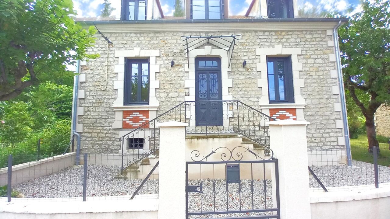 maison 5 pièces 102 m2 à vendre à Montignac (24290)