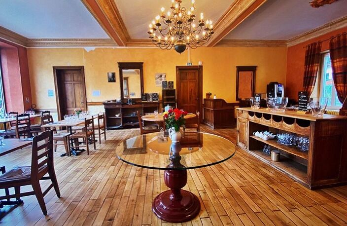 Local commercial Local — photo 3