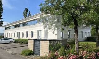 Bureau  407 m² à louer à Bron (69500)