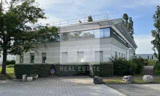 Bureau  342 m² à louer à Bron (69500)