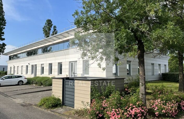 BUREAUX à LOUER — photo 2