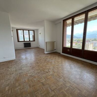 Appartement 4 pièces 77 m²