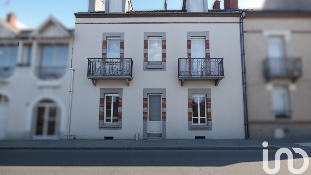 immeuble  pièces 248 m2 à vendre à Vichy (03200)