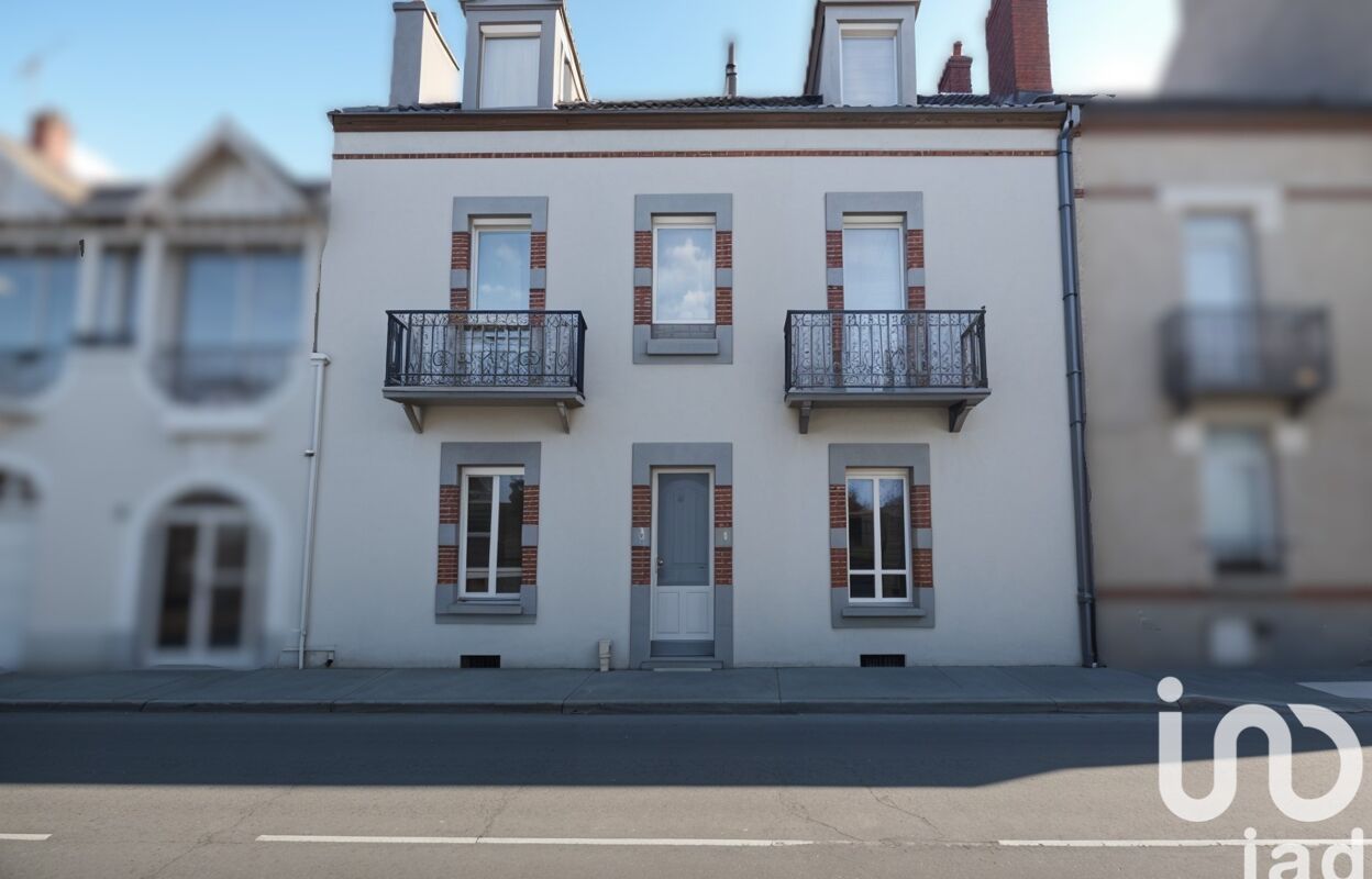 immeuble  pièces 248 m2 à vendre à Vichy (03200)