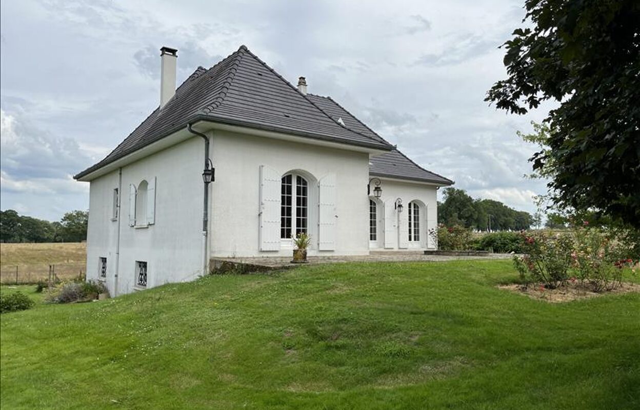 maison 4 pièces 125 m2 à vendre à Saint-Maurice-les-Brousses (87800)