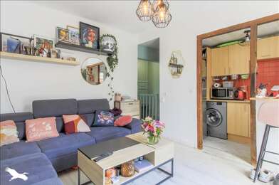 Appartement 3 pièces 218400 €