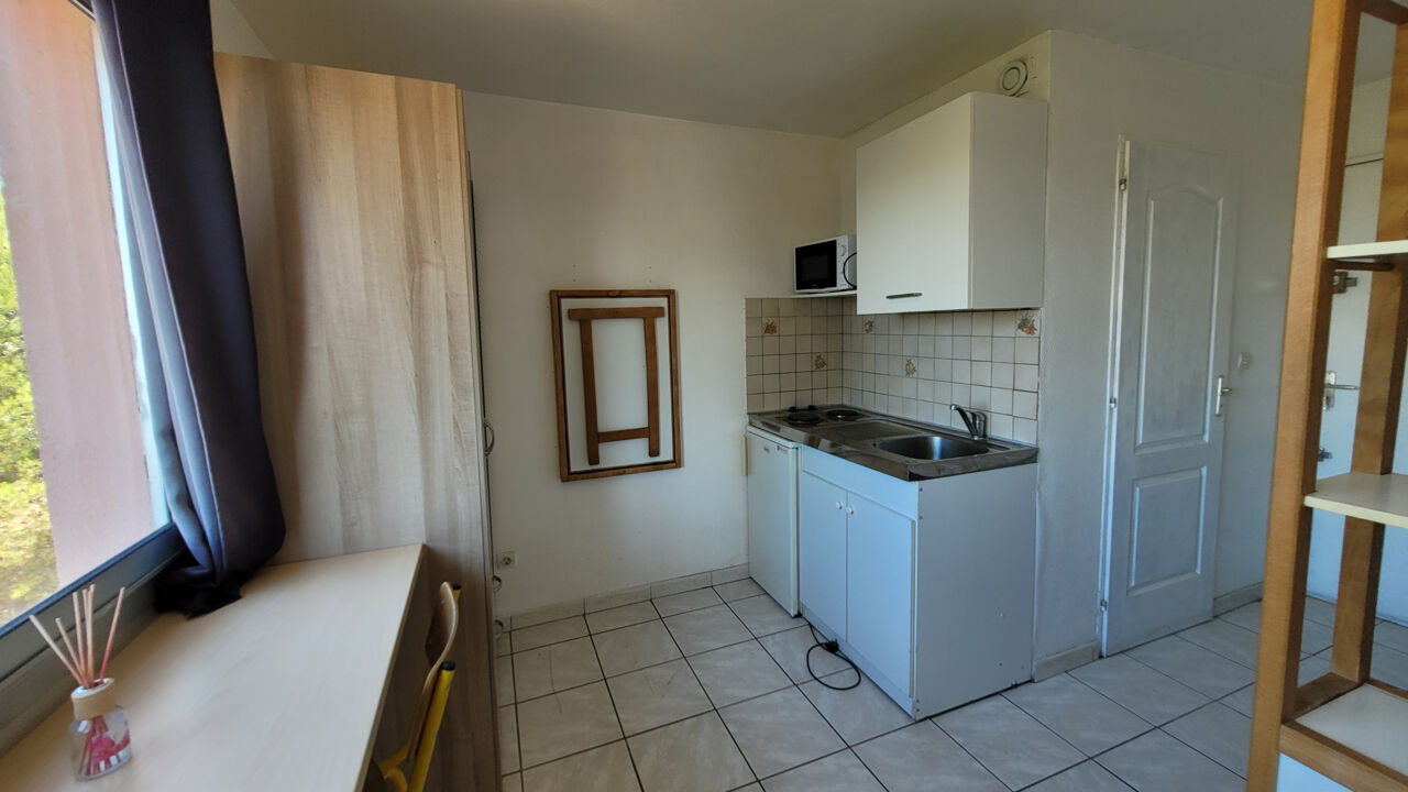 appartement 1 pièces 12 m2 à louer à Nîmes (30900)