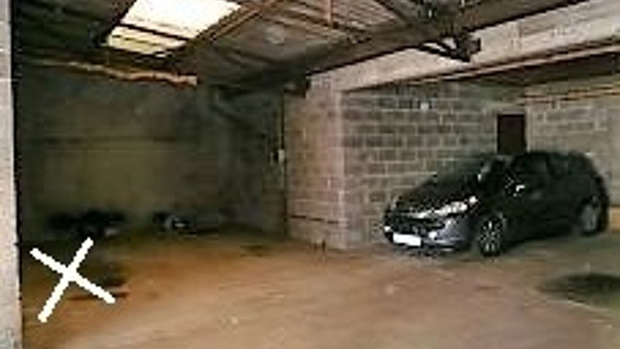 garage  pièces 15 m2 à louer à La Charité-sur-Loire (58400)