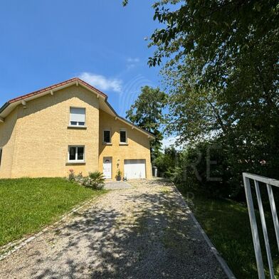 Maison 5 pièces 140 m²