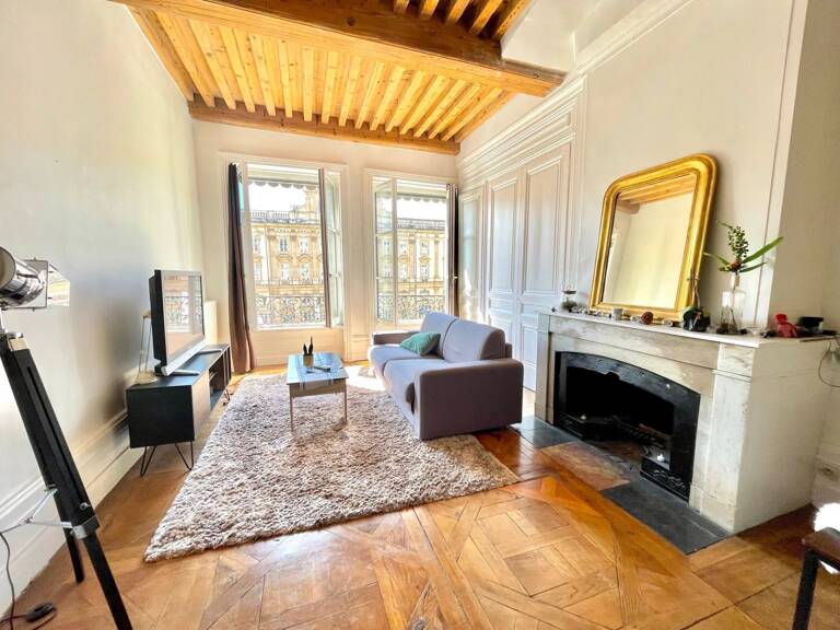 Appartement avec vue imprenable sur la place des terreaux, - ... — photo 1