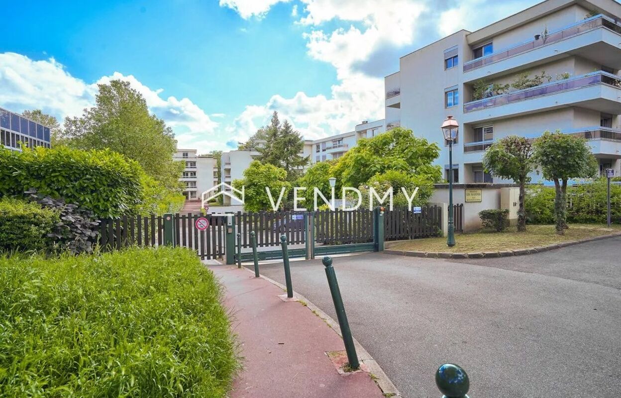 appartement 2 pièces 45 m2 à vendre à Saint-Maurice (94410)