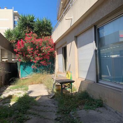 property.type.service  295000 €