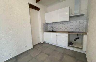 location appartement 850 € CC /mois à proximité de Gardanne (13120)