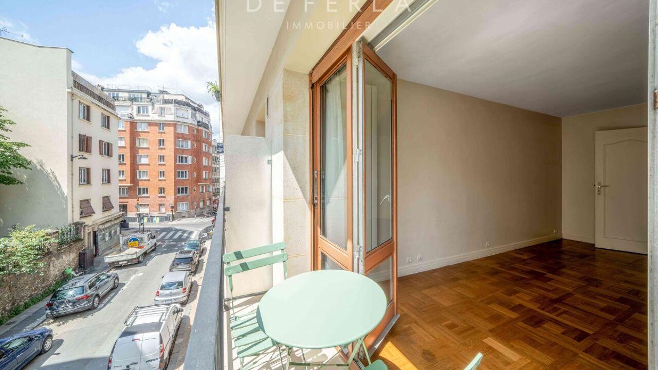 appartement 2 pièces 52 m2 à vendre à Paris 15 (75015)