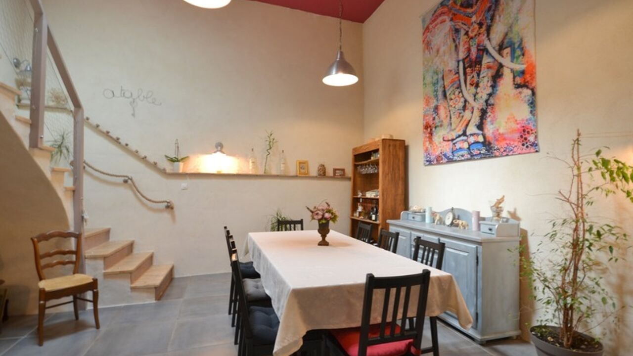 maison 6 pièces 167 m2 à vendre à Cabannes (13440)