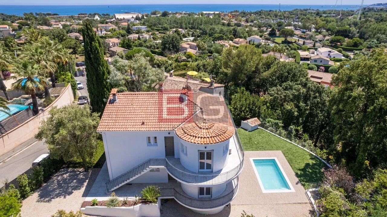 maison 7 pièces 260 m2 à vendre à Antibes (06600)