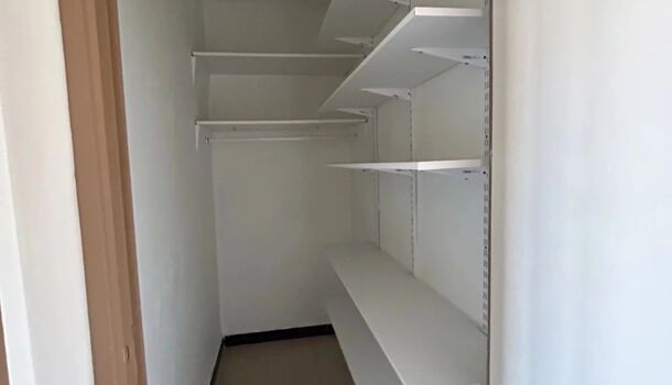 Appartement 3 pièces  à vendre Montélimar 26200