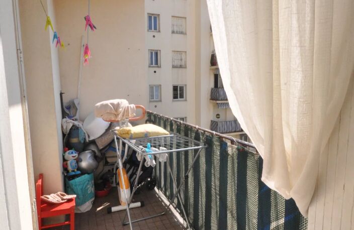 NICE  URGENT — photo 2