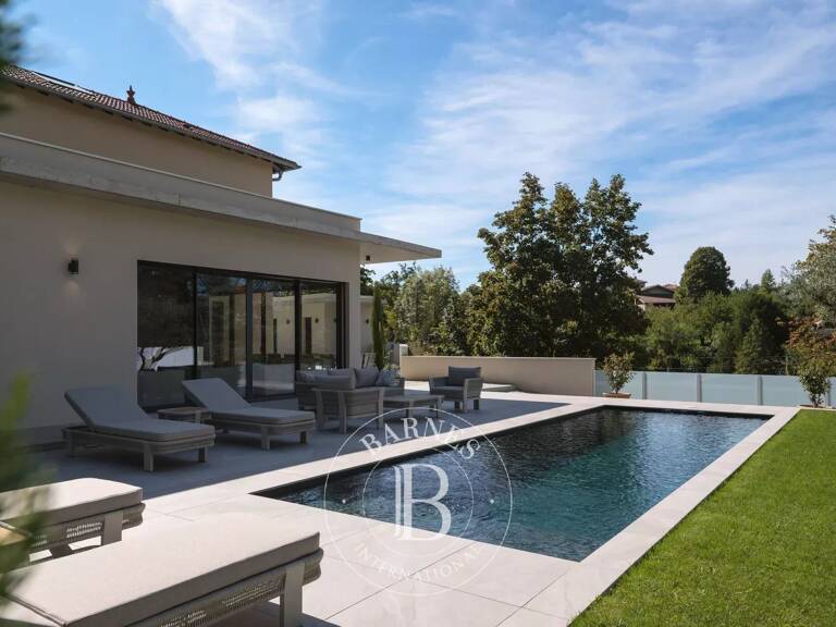 Vienne - Villa contemporaine de 2021 -  187 m²  - Jardin de 984 m² - Garage triple 68 m² - Suite indépendante 30m² - Bureau - 4 suites - climatisation — photo 1