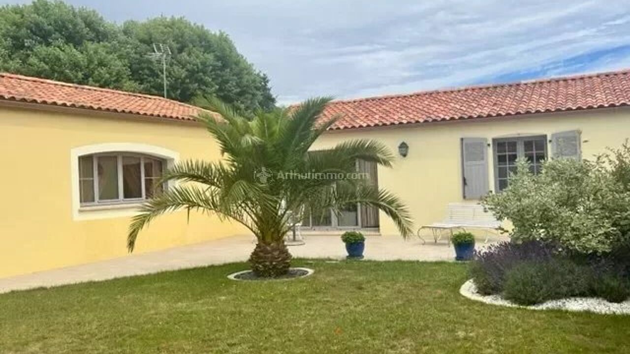 maison 6 pièces 196 m2 à vendre à Challans (85300)