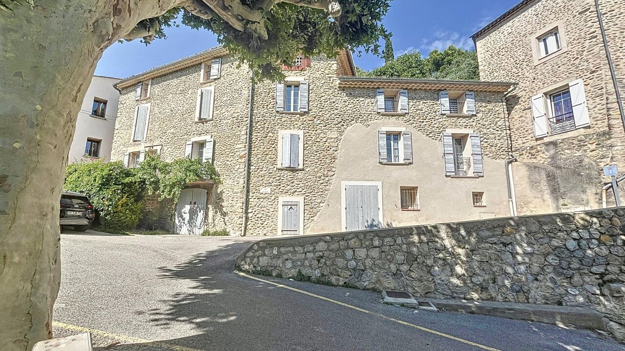 maison 9 pièces 316 m2 à vendre à La Brillanne (04700)