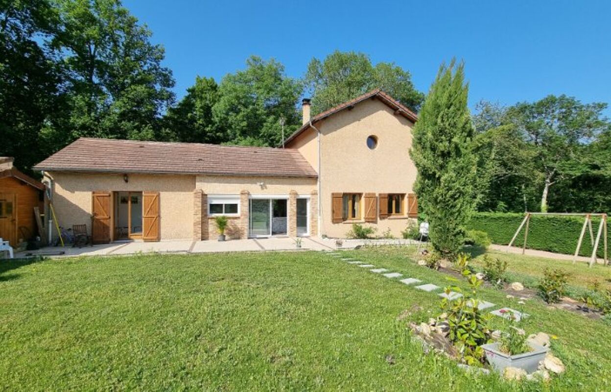 maison 5 pièces 150 m2 à vendre à Villeneuve-les-Cerfs (63310)